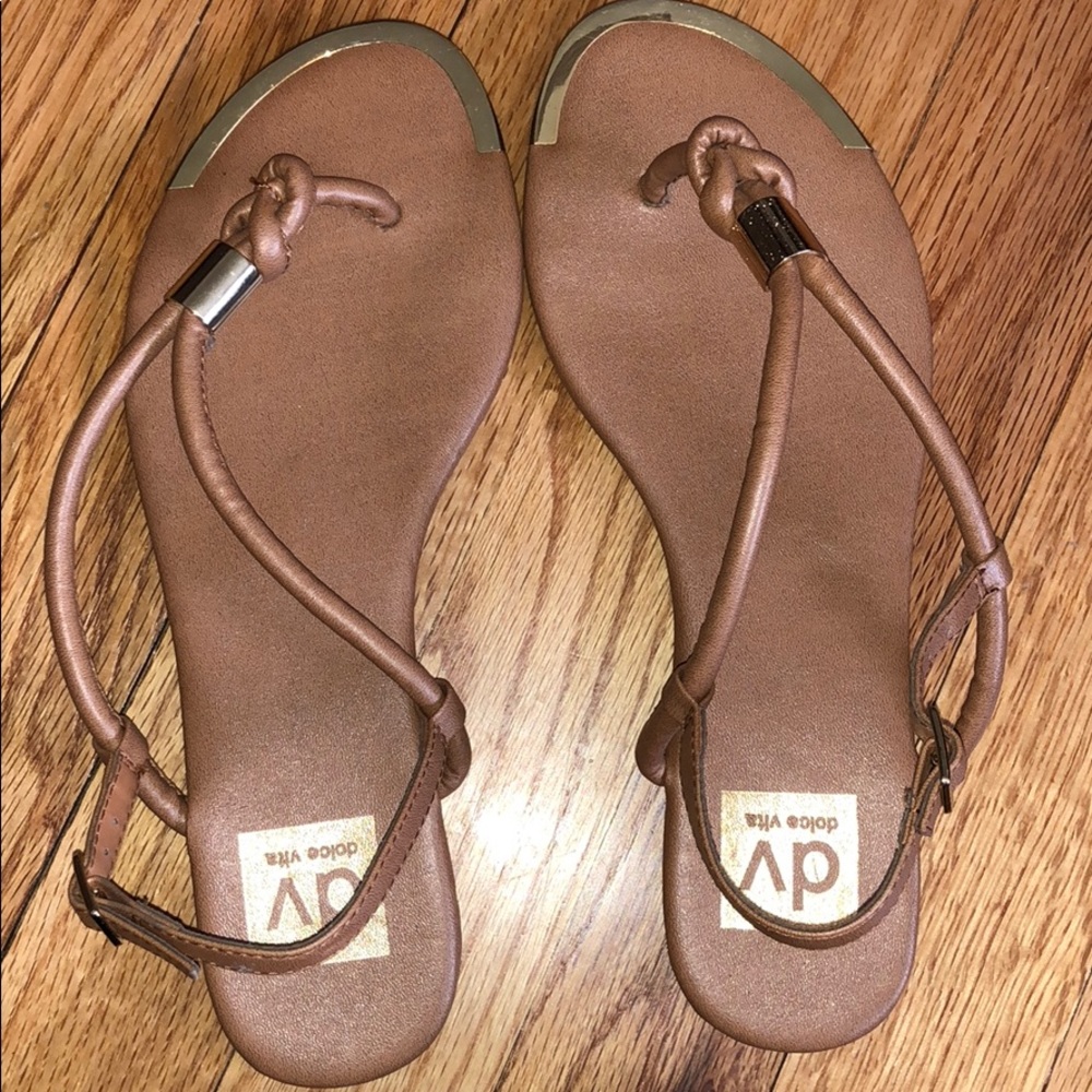 Dolce Vita Gold Tip Thong Sandals Size 7